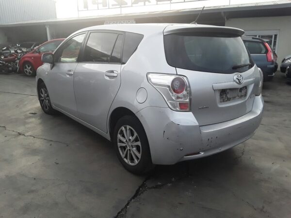 MANGUETA DELANTERA IZQUIERDA TOYOTA VERSO (AUR2/ZGR2) - Imagen 5