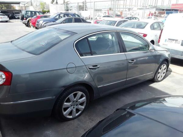 CUADRO INSTRUMENTOS VOLKSWAGEN PASSAT BERLINA (3C2) - Imagen 2
