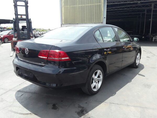 PUERTA DELANTERA IZQUIERDA VOLKSWAGEN PASSAT BERLINA (3C2) - Imagen 4