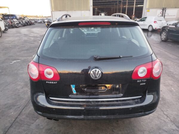 FARO DERECHO VOLKSWAGEN PASSAT VARIANT (3C5) - Imagen 2