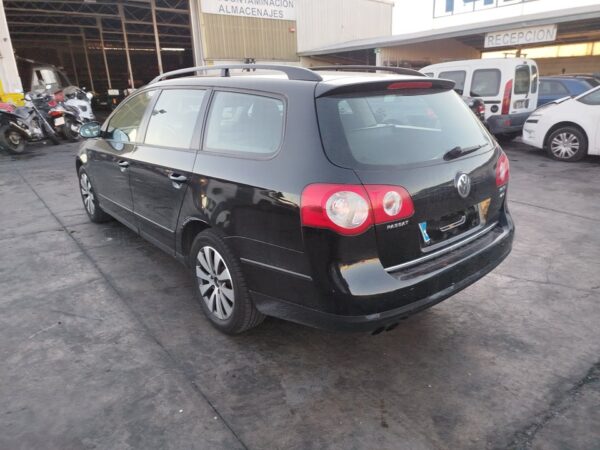 FARO DERECHO VOLKSWAGEN PASSAT VARIANT (3C5) - Imagen 5