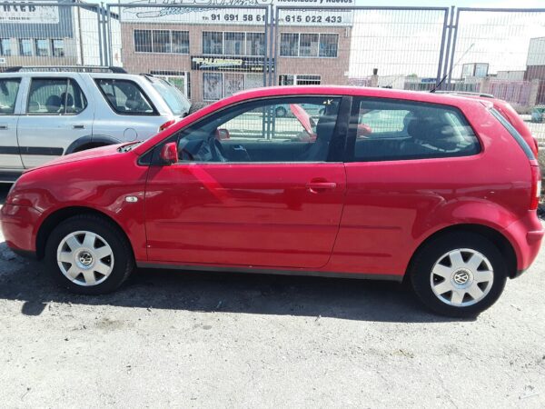 PILOTO TRASERO IZQUIERDO VOLKSWAGEN POLO IV (9N1) - Imagen 5
