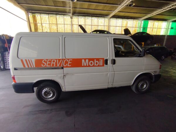 PILOTO TRASERO IZQUIERDO VOLKSWAGEN T4 TRANSPORTER CAMIÓN/DOBLE CABINA - Imagen 2
