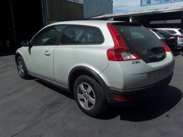 MANGUETA TRASERA DERECHA VOLVO C30 - Imagen 5