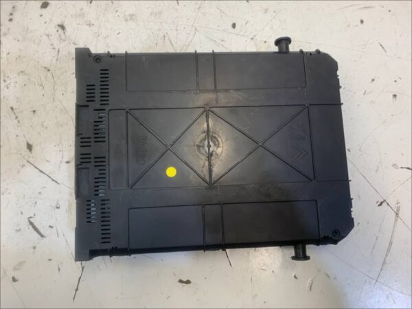 CAJA RELES / FUSIBLES PEUGEOT 207