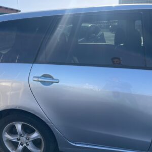 PUERTA TRASERA DERECHA MITSUBISHI GRANDIS (NA0W)