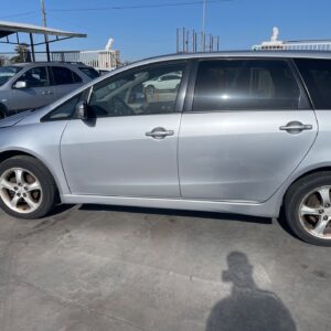 PUERTA TRASERA IZQUIERDA MITSUBISHI GRANDIS (NA0W)