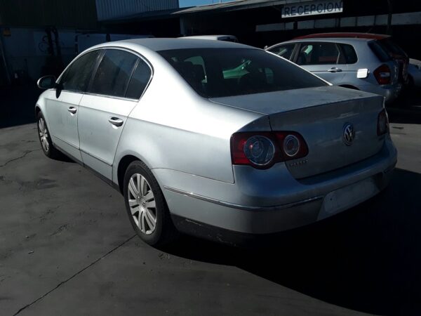CINTURON SEGURIDAD DELANTERO DERECHO VOLKSWAGEN PASSAT BERLINA (3C2) - Imagen 4
