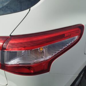 PILOTO TRASERO DERECHO NISSAN QASHQAI (J11E)