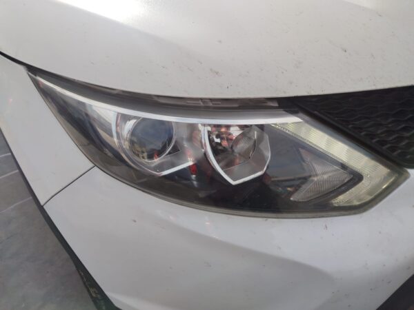 FARO DERECHO NISSAN QASHQAI (J11E)