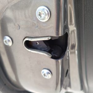 CERRADURA PUERTA TRASERA IZQUIERDA OPEL ANTARA