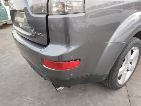 PARAGOLPES TRASERO MITSUBISHI OUTLANDER (CW0)
