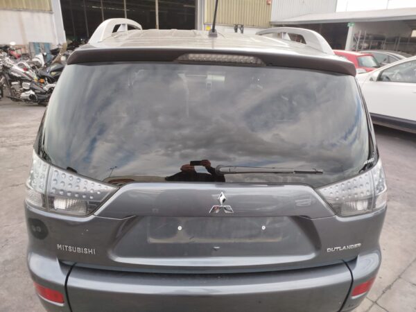 PORTON TRASERO MITSUBISHI OUTLANDER (CW0)