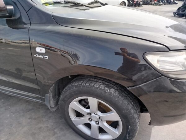 ALETA DELANTERA DERECHA HYUNDAI SANTA FE (CM)