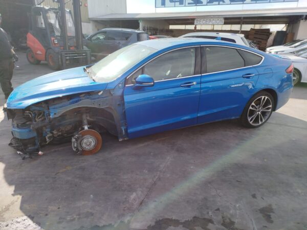PARAGOLPES TRASERO FORD - Imagen 4