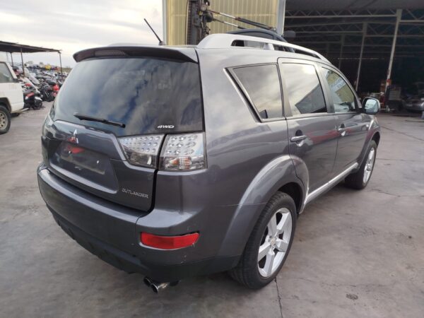 PILOTO TRASERO IZQUIERDO MITSUBISHI OUTLANDER (CW0) - Imagen 4