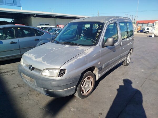 FARO IZQUIERDO PEUGEOT PARTNER (S1)(07.1996) - Imagen 3