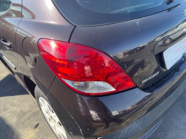 PILOTO TRASERO IZQUIERDO PEUGEOT 207