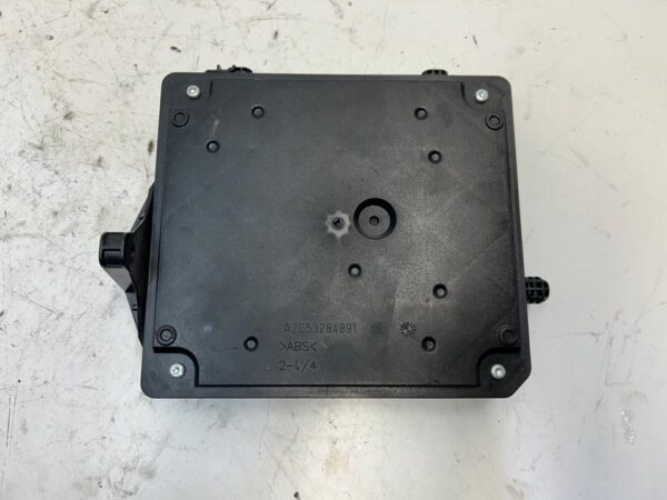 CAJA RELES / FUSIBLES OPEL CORSA B
