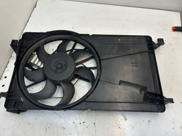 ELECTROVENTILADOR FORD FOCUS BERLINA (CB4)