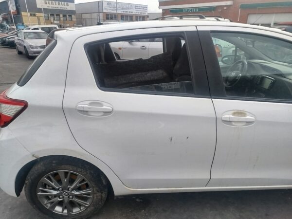 CERRADURA PUERTA TRASERA DERECHA TOYOTA YARIS (KSP1/NLP1/NSP1)