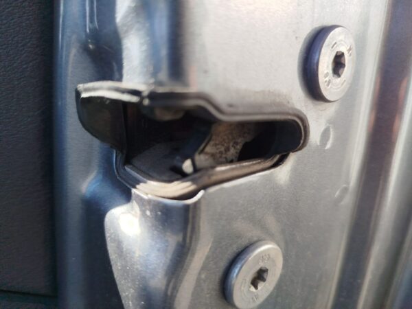 CERRADURA PUERTA DELANTERA DERECHA PEUGEOT 407