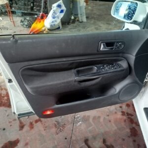 ELEVALUNAS DELANTERO IZQUIERDO VOLKSWAGEN GOLF IV BERLINA (1J1)(10.1997)