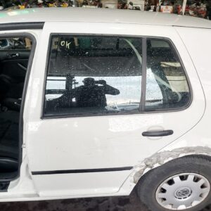PUERTA TRASERA IZQUIERDA VOLKSWAGEN GOLF IV BERLINA (1J1)(10.1997)