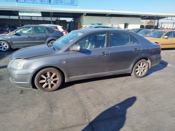 RADIADOR AGUA TOYOTA AVENSIS BERLINA (T25) - Imagen 4