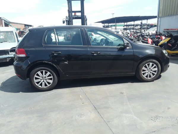 AIRBAG DE RODILLAS VOLKSWAGEN GOLF VI (5K1)(10.2008) - Imagen 4