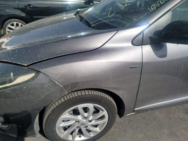 ALETA DELANTERA IZQUIERDA RENAULT MEGANE III BERLINA 5P
