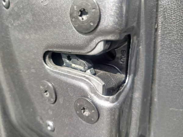 CERRADURA PUERTA DELANTERA IZQUIERDA RENAULT MEGANE III BERLINA 5P
