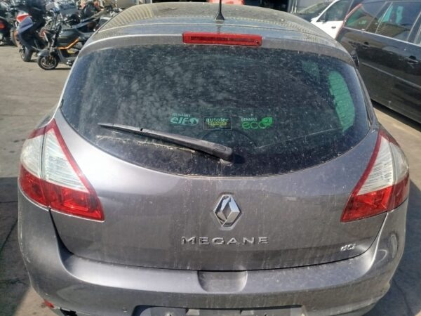 PORTON TRASERO RENAULT MEGANE III BERLINA 5P