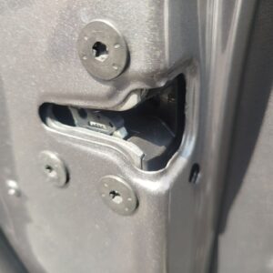 CERRADURA PUERTA TRASERA IZQUIERDA RENAULT MEGANE III BERLINA 5P