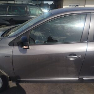 PUERTA DELANTERA IZQUIERDA RENAULT MEGANE III BERLINA 5P