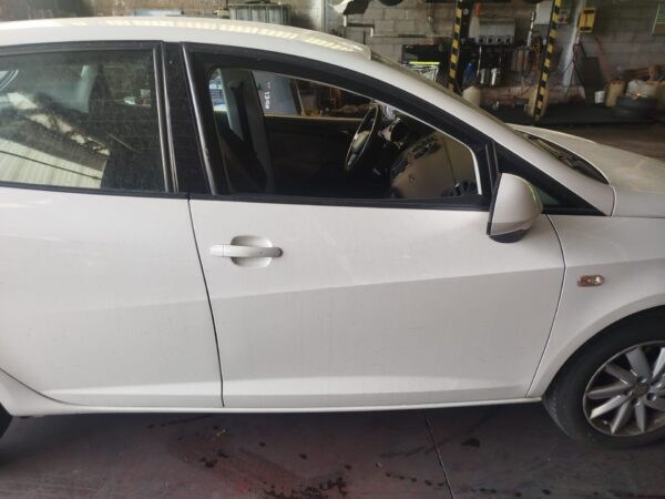 PUERTA DELANTERA DERECHA SEAT IBIZA BERLINA (6J5)