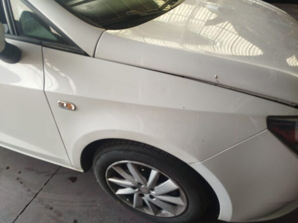 ALETA DELANTERA DERECHA SEAT IBIZA BERLINA (6J5)