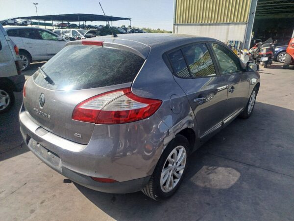 COMPRESOR AIRE ACONDICIONADO RENAULT MEGANE III BERLINA 5P - Imagen 2