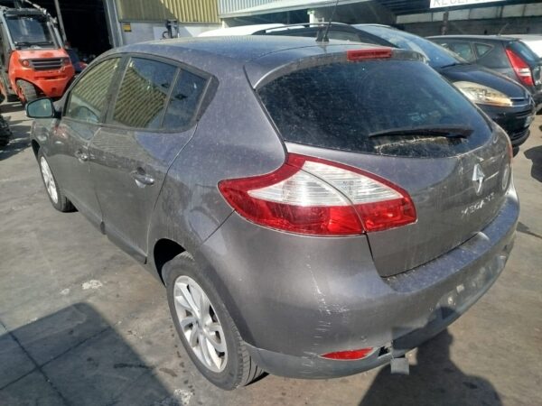 COMPRESOR AIRE ACONDICIONADO RENAULT MEGANE III BERLINA 5P - Imagen 5