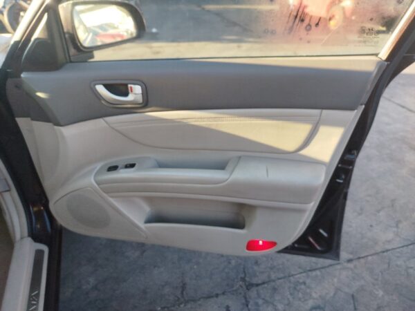 ELEVALUNAS DELANTERO DERECHO HYUNDAI SONATA (NF)