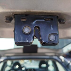 CERRADURA MALETERO / PORTON NISSAN MICRA (K12E)