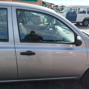 PUERTA DELANTERA DERECHA NISSAN MICRA (K12E)