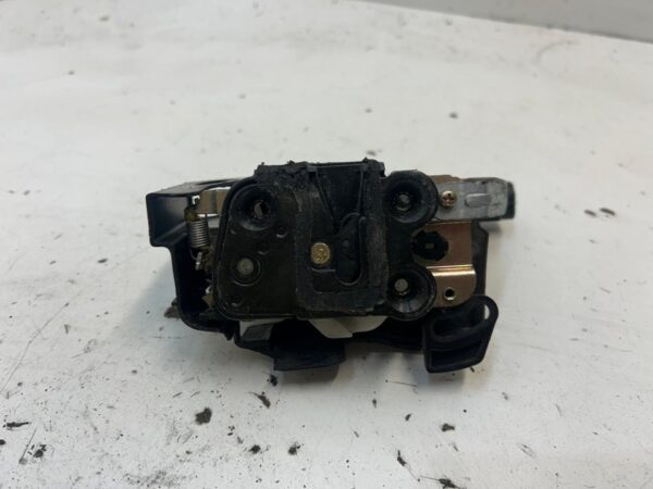 CERRADURA PUERTA DELANTERA IZQUIERDA KIA PICANTO (SA)