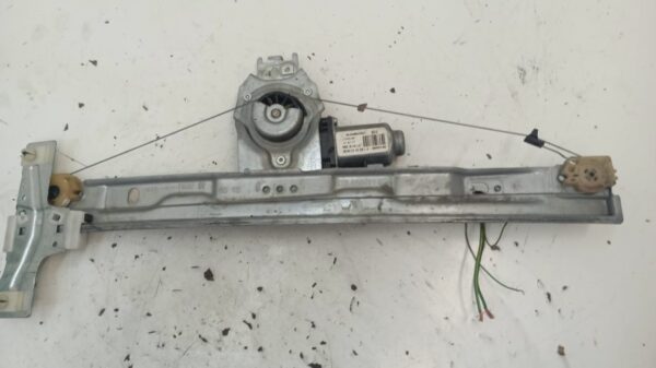 ELEVALUNAS DELANTERO DERECHO PEUGEOT 207