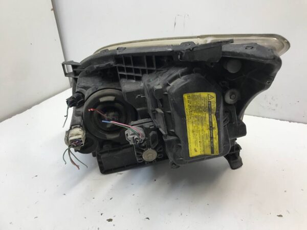 FARO DERECHO TOYOTA AVENSIS BERLINA (T25)