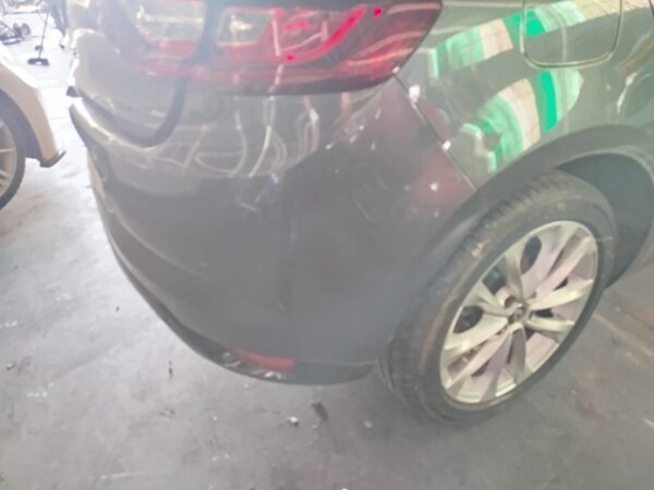 PARAGOLPES TRASERO RENAULT MEGANE IV BERLINA 5P