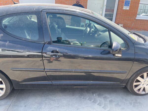 PUERTA DELANTERA DERECHA PEUGEOT 207