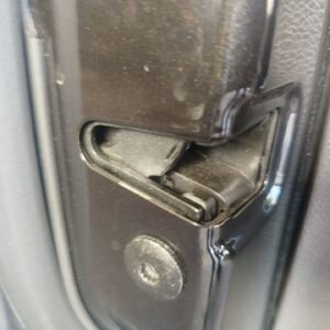 CERRADURA PUERTA TRASERA DERECHA VOLKSWAGEN GOLF V (1K1)(10.2003)