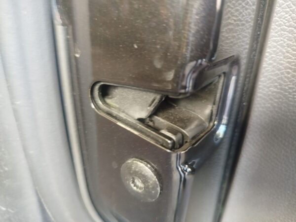 CERRADURA PUERTA TRASERA DERECHA VOLKSWAGEN GOLF V (1K1)(10.2003)