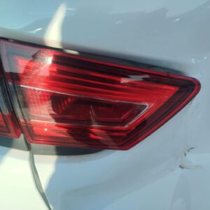 PILOTO TRASERO IZQUIERDO INTERIOR RENAULT CLIO IV